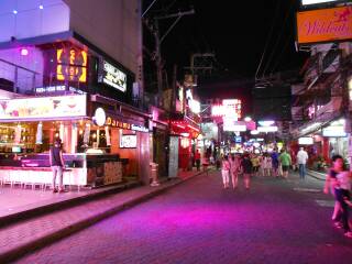 泰國旅游價格多少_到泰國旅游報團價格_泰國旅游多少錢一個人