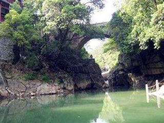 旅游去廬山_廬山八月份旅游_到廬山旅游
