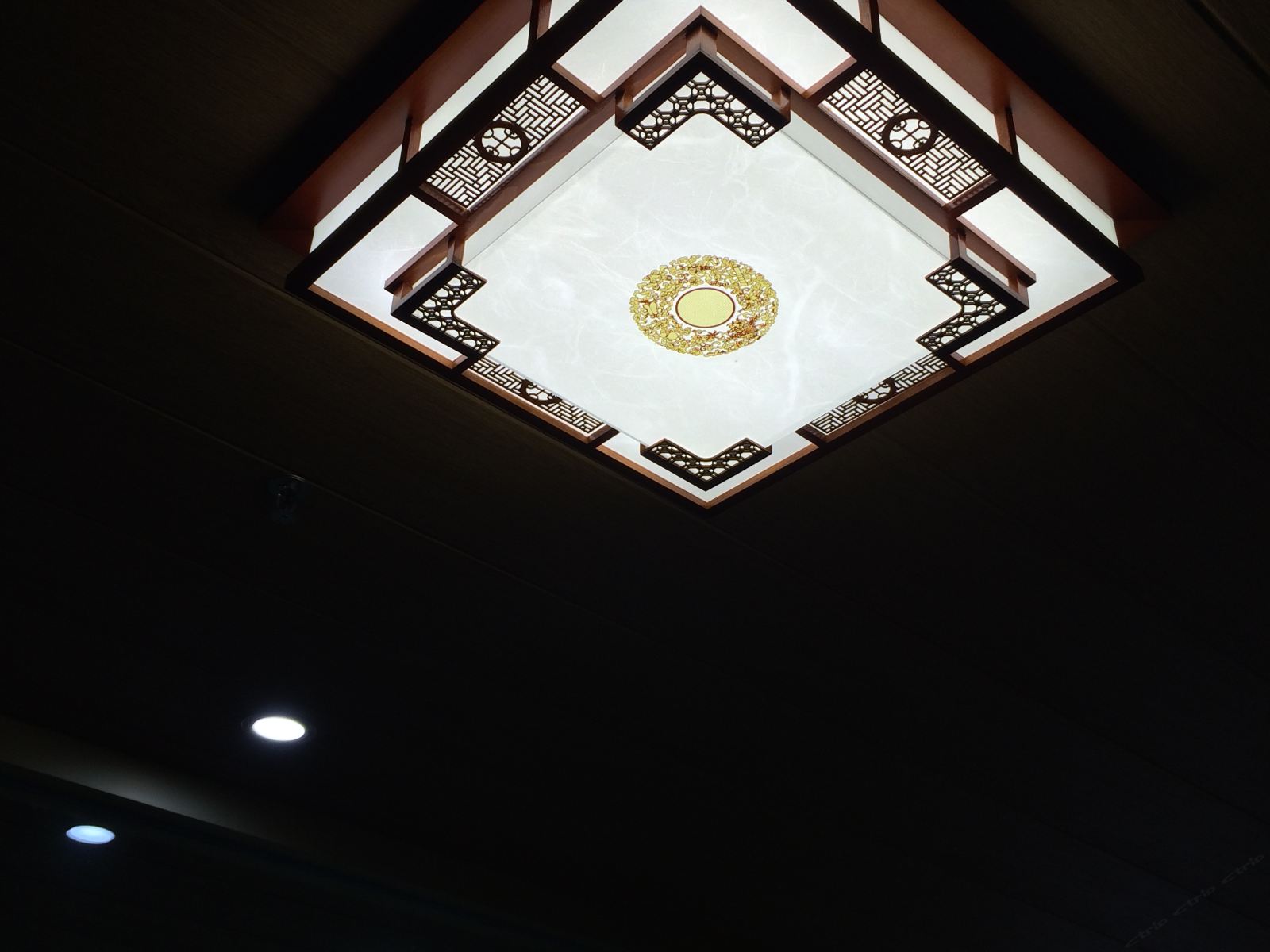 豪华大床房