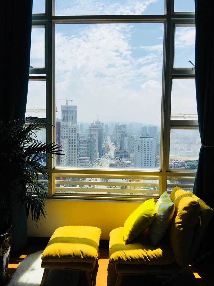 昆明斗南公寓