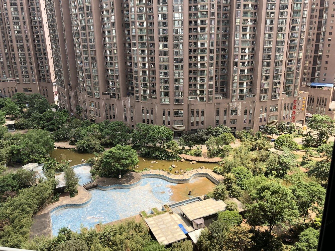 昆明胡闹闹公寓