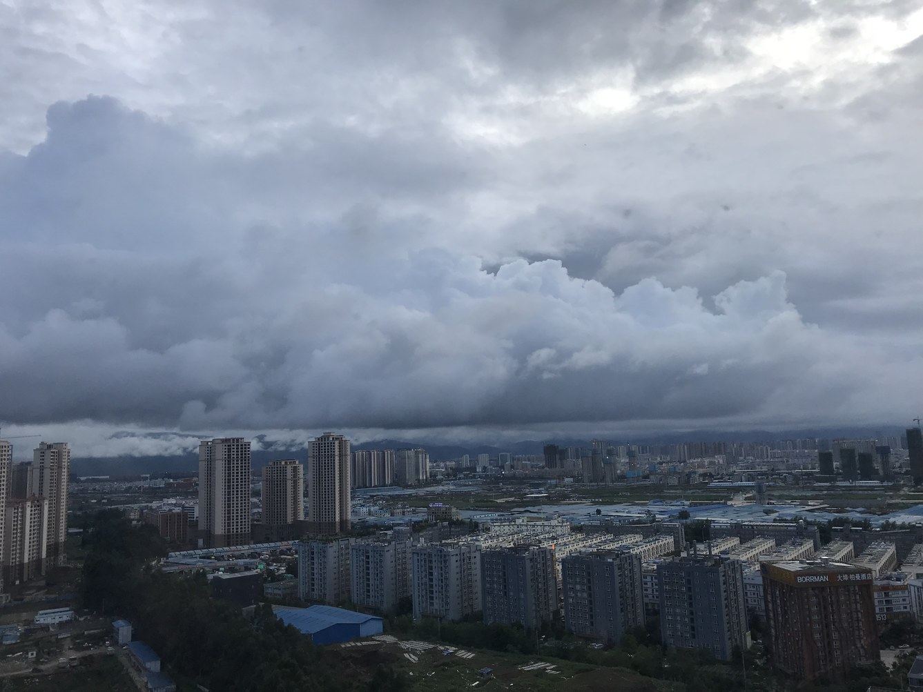 昆明可没比(春城时光)公寓(8号店)