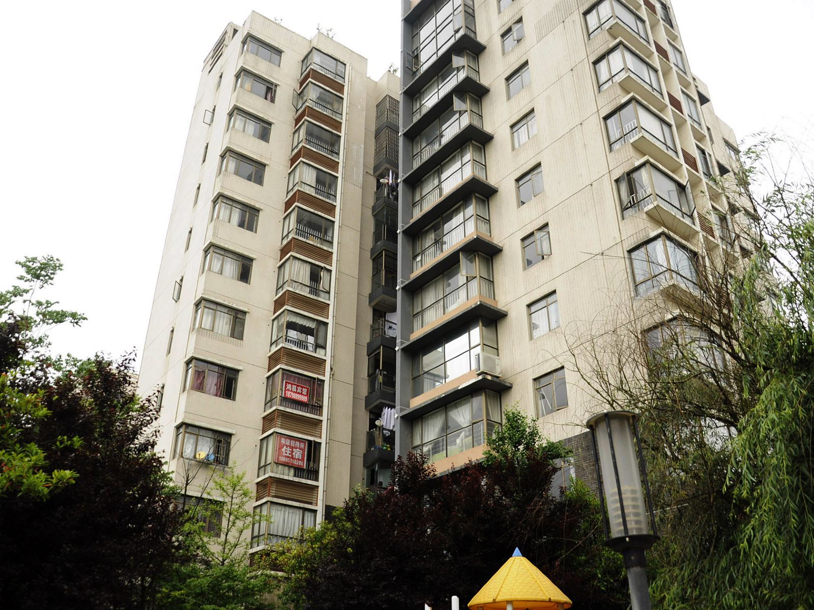 鸿福宾馆(贵阳观山湖店)