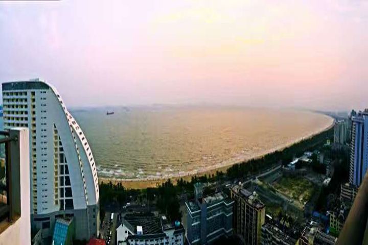 三亚与海与你海景度假公寓