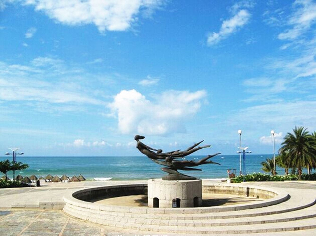 三亚大东海缤纷假日海景度假公寓