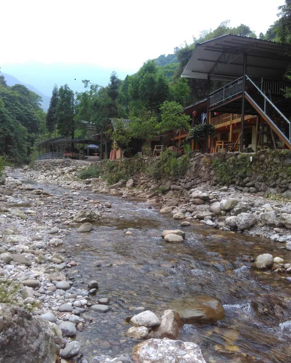 成都都江堰王婆岩领源农家乐