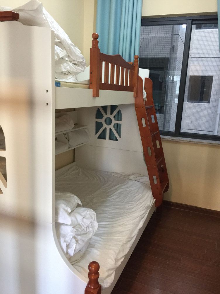 海景四室一厅套房