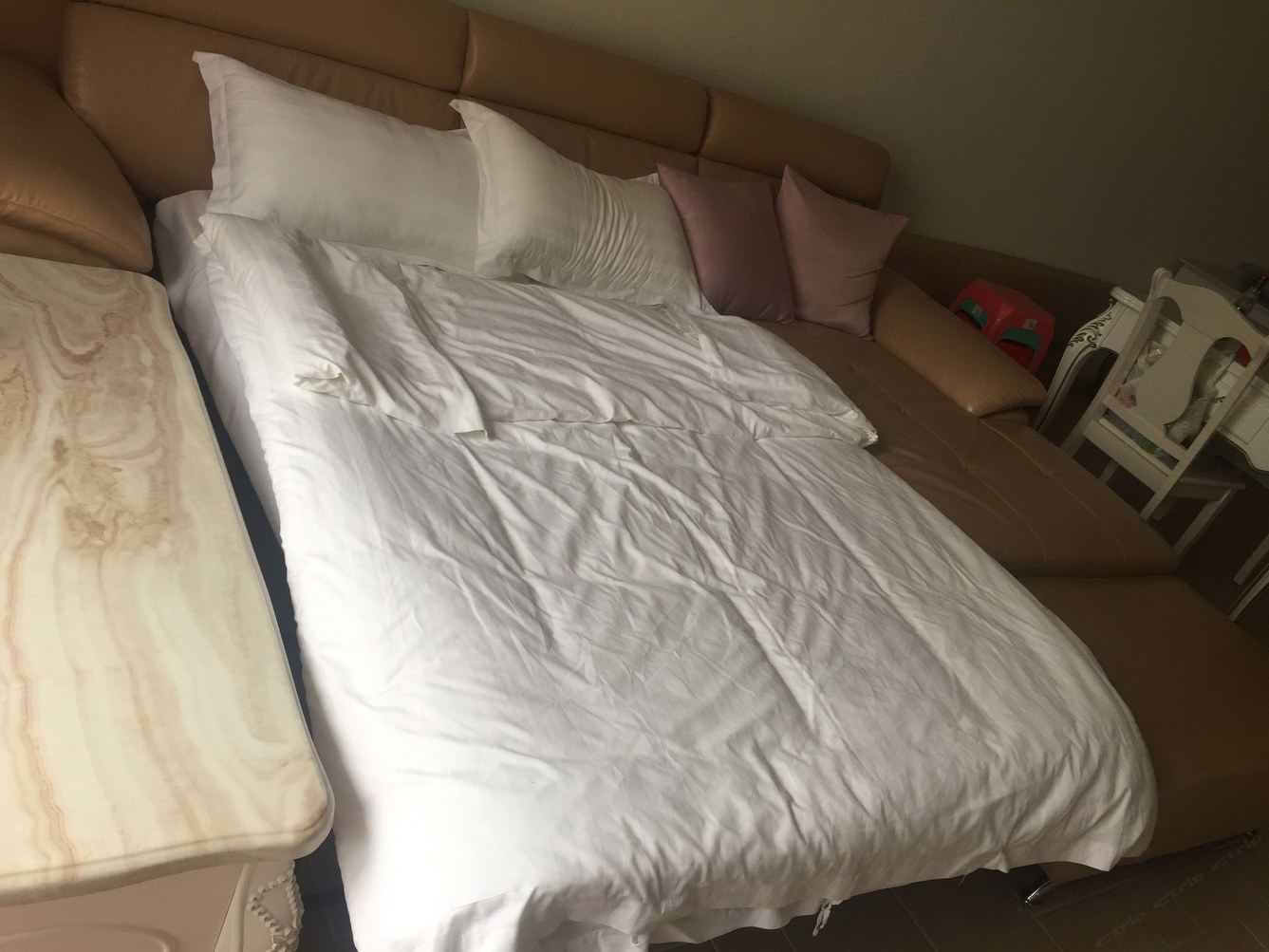 一房一厅(无窗)