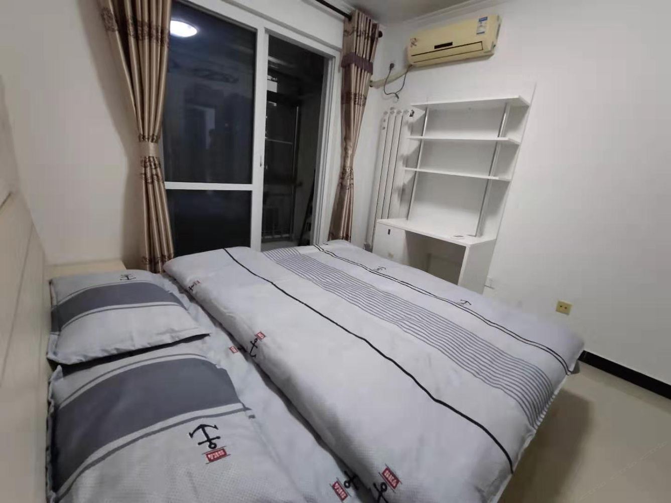 精装二室一厅套房