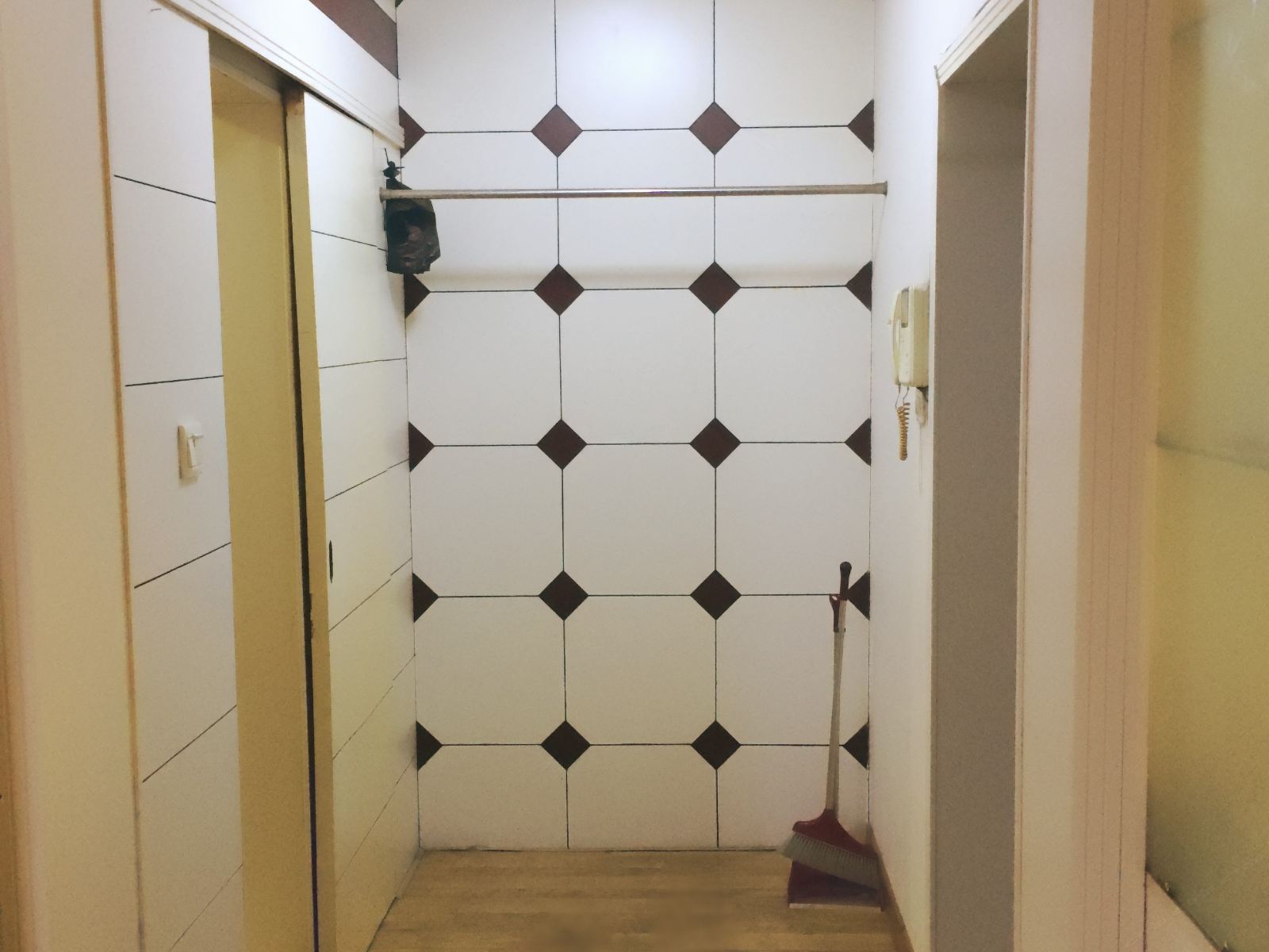 济南窝窝连锁女生公寓(数码港店)