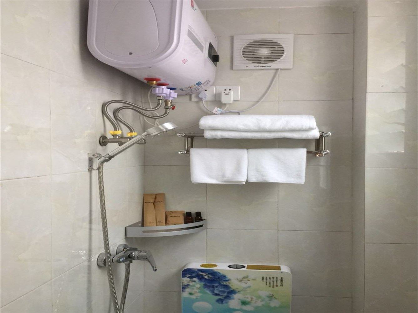 舒适榻榻米一室大床房