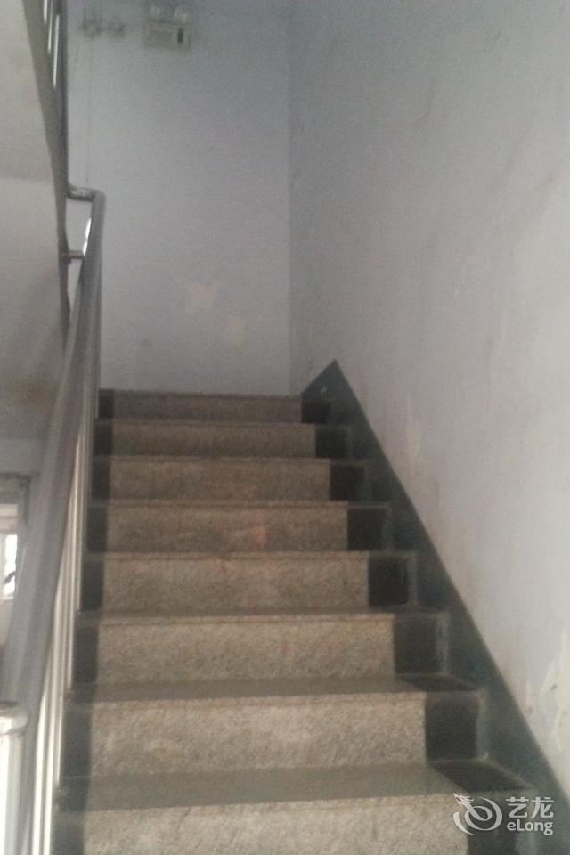 济阳三发社区宾馆