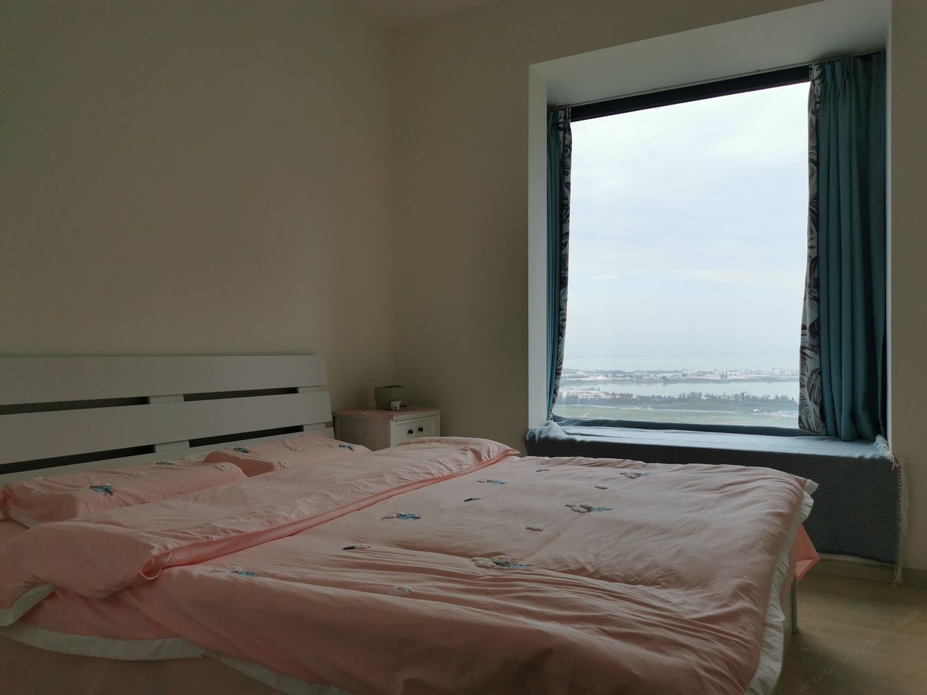 精致海景三室二厅套房