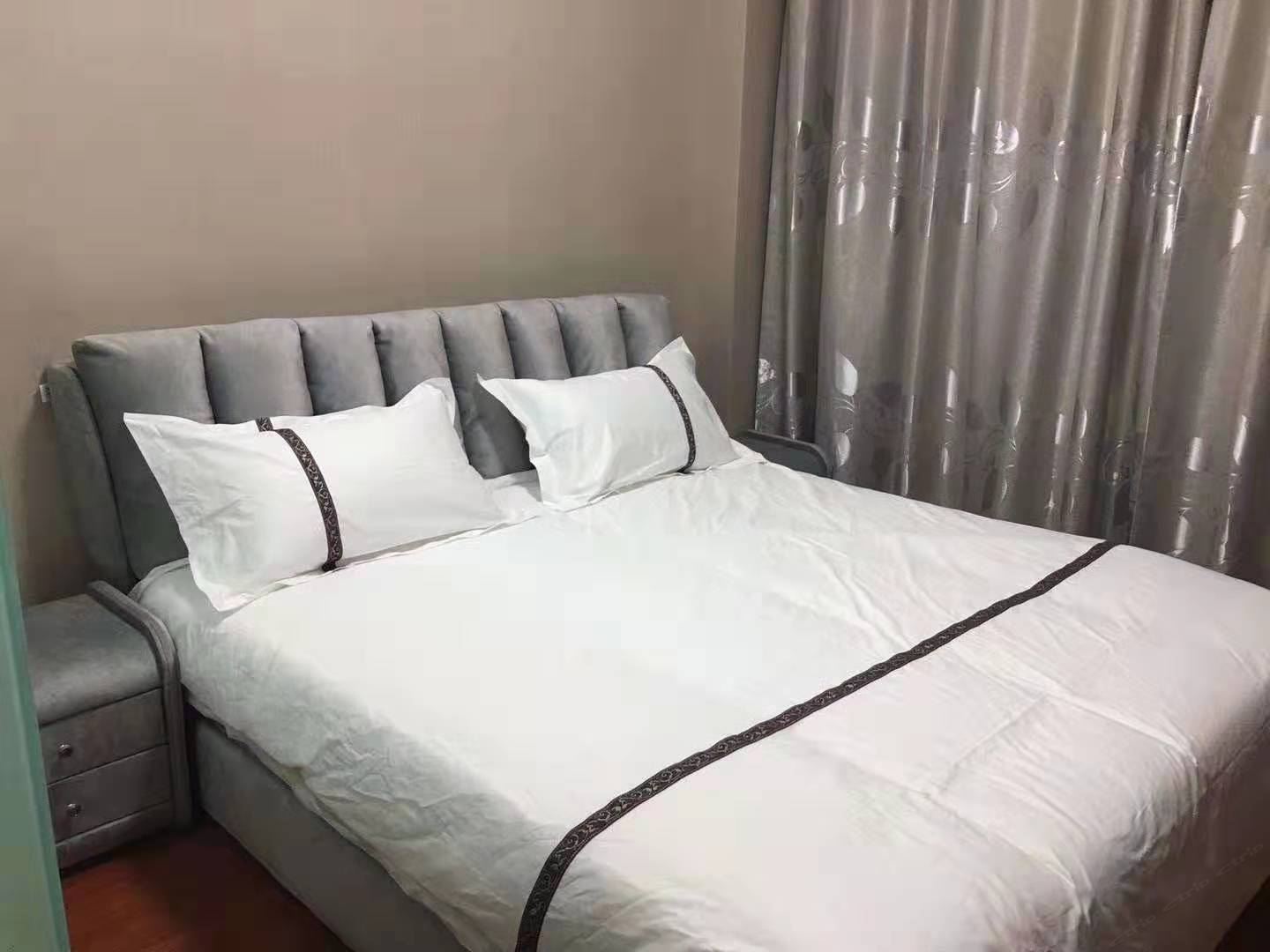 舒适大床房