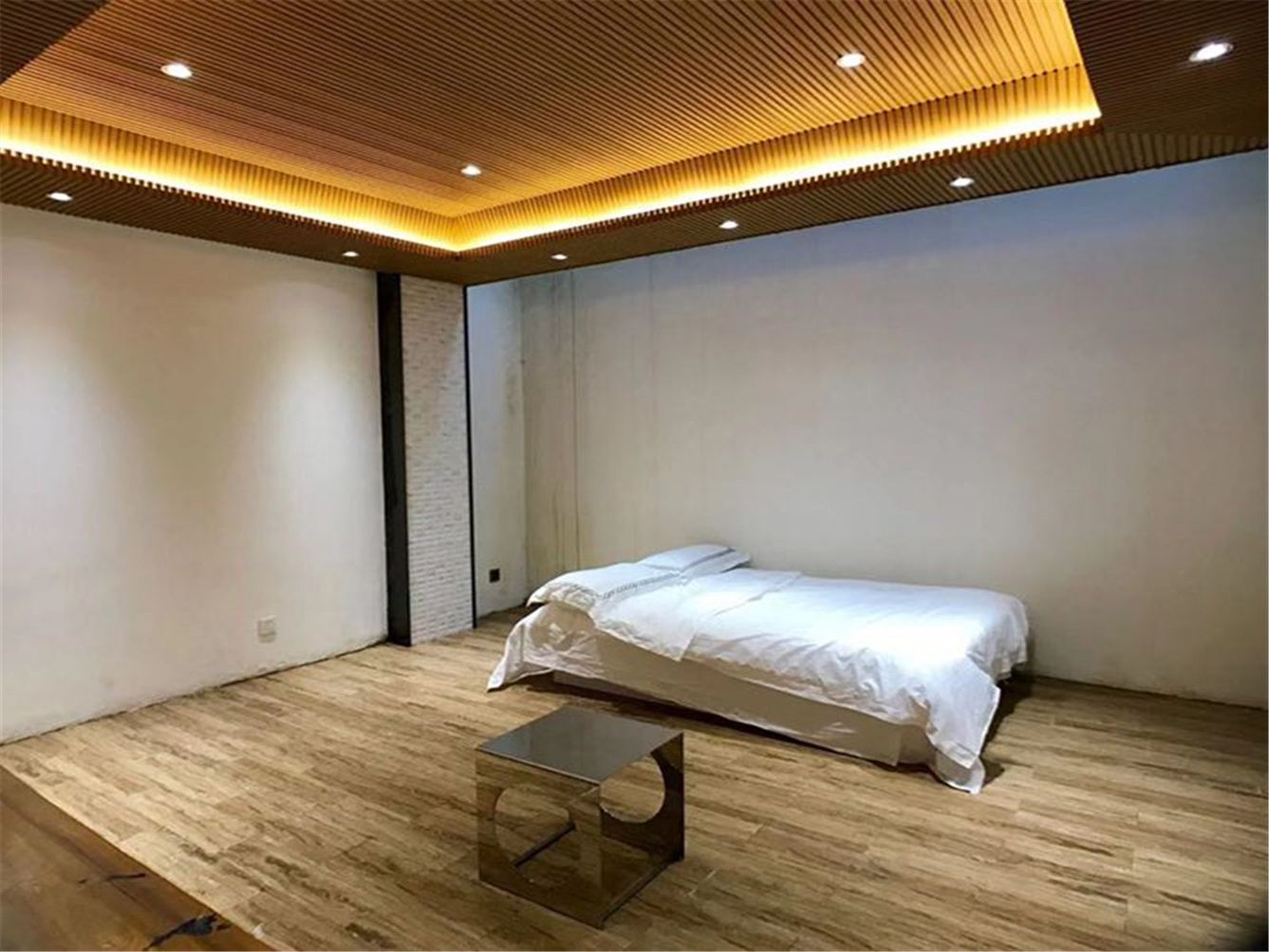 威海小四月度假别墅(11号店)