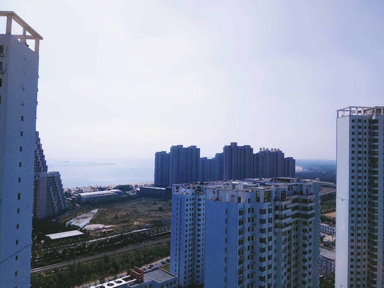 秦皇岛聆听风海公寓