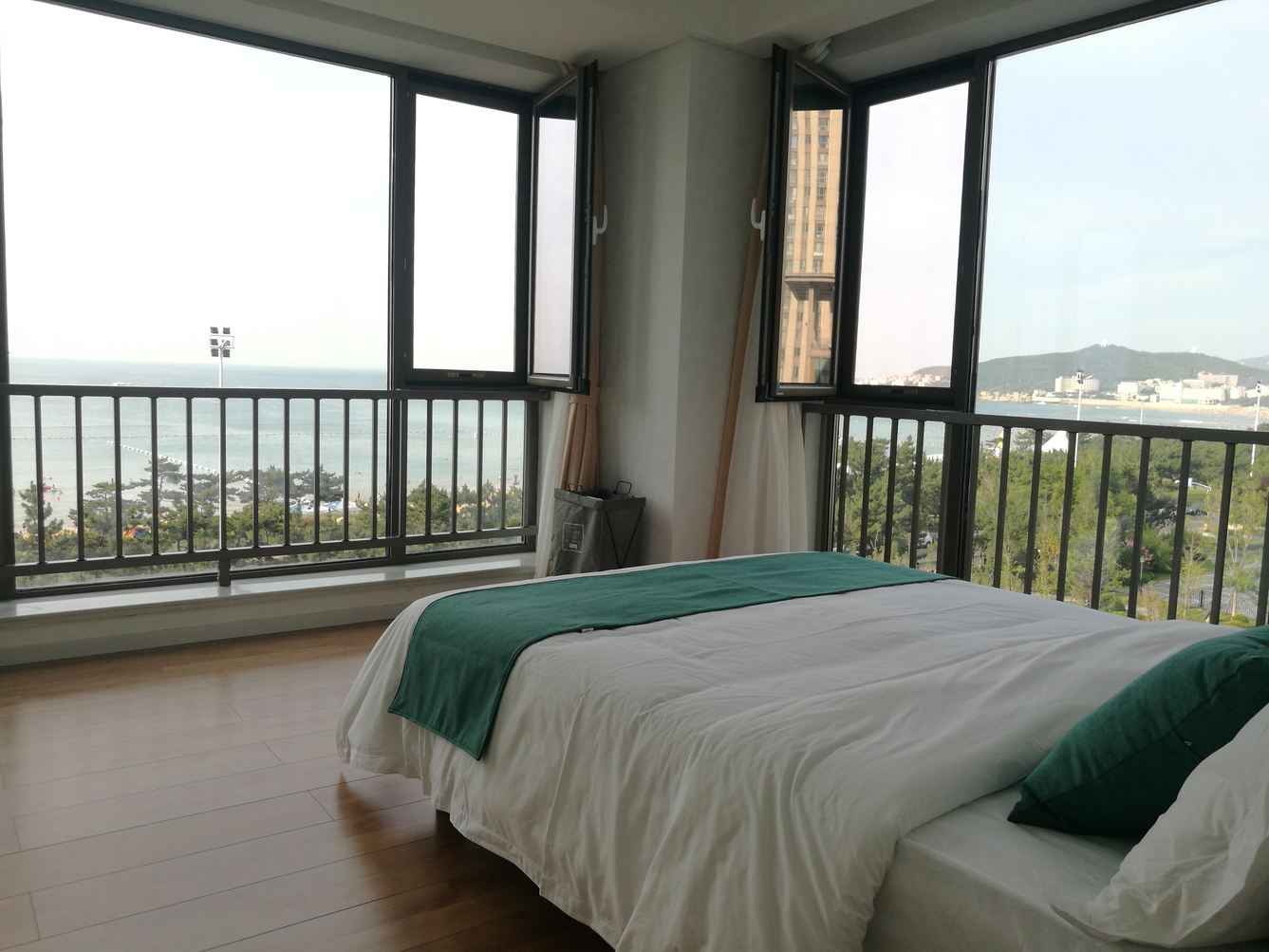海景二室一厅套房