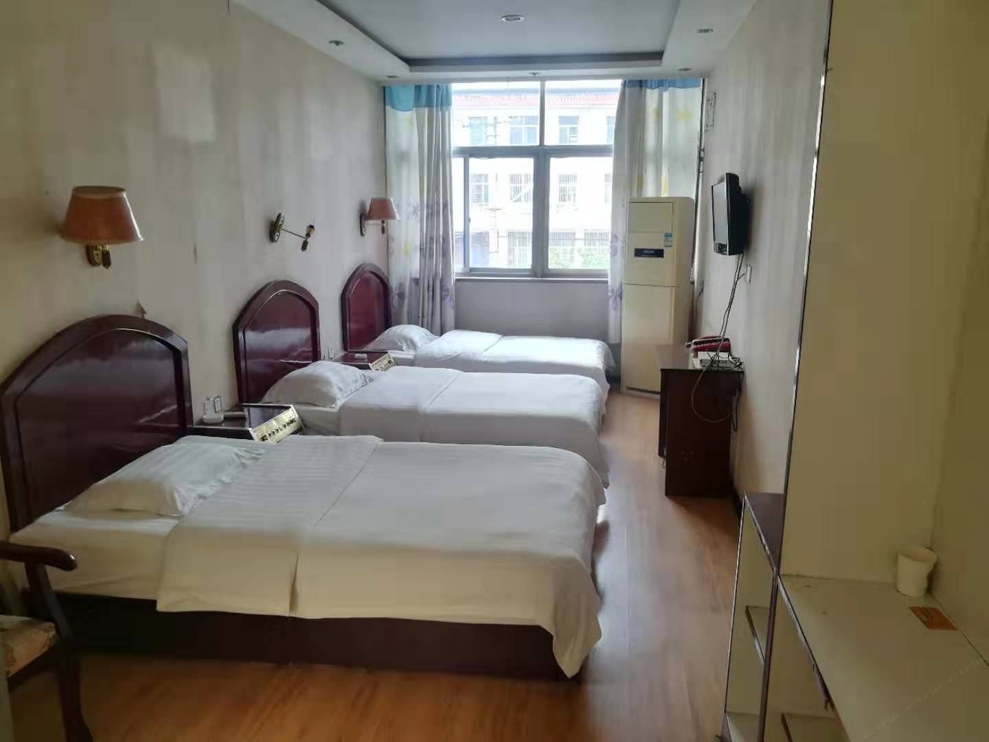 三人间