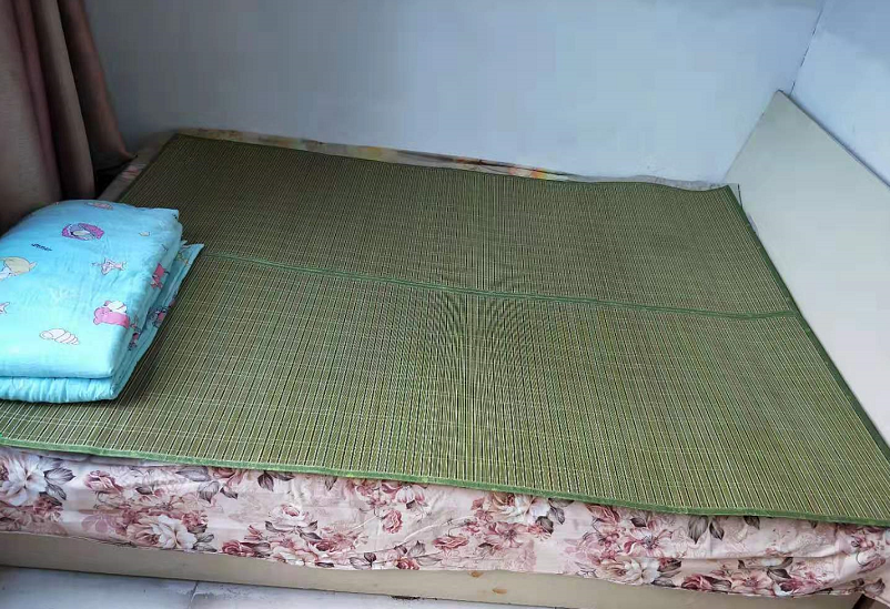 普通大床房