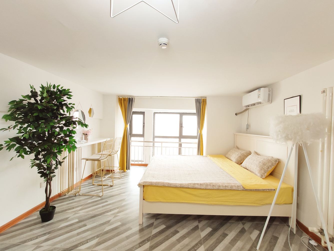 经典loft二室一厅套房