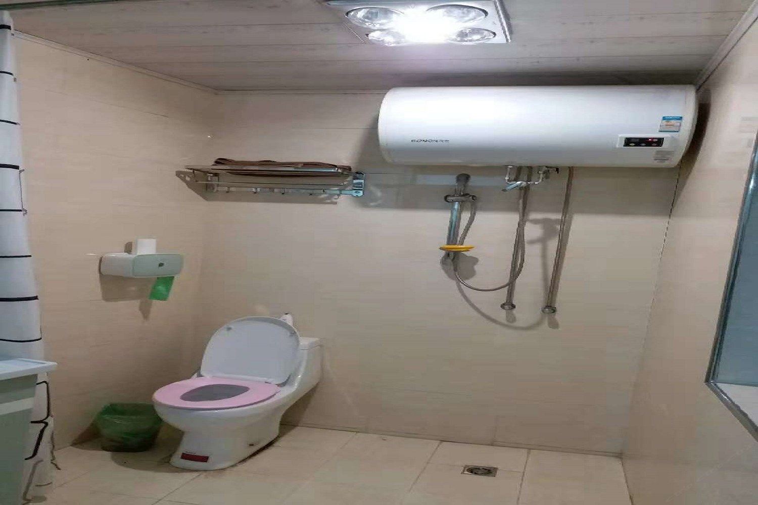 一室大床房