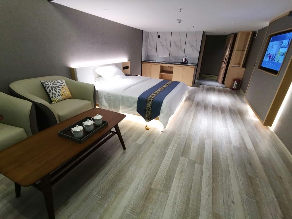 loft智慧三人房