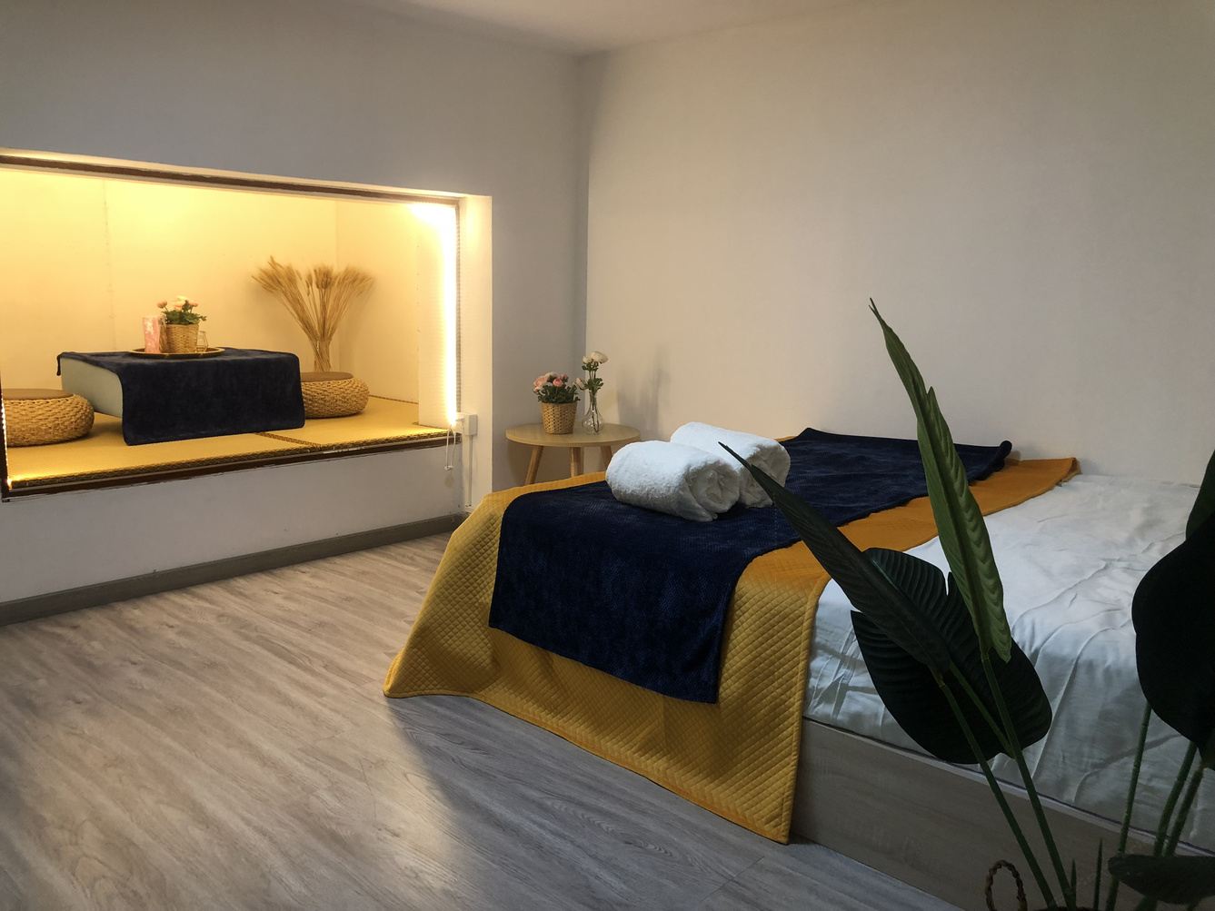 精装二室二厅套房