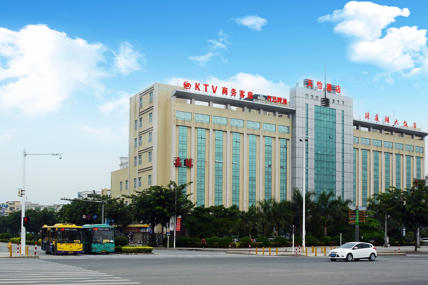 东莞鼎尚天怡酒店
