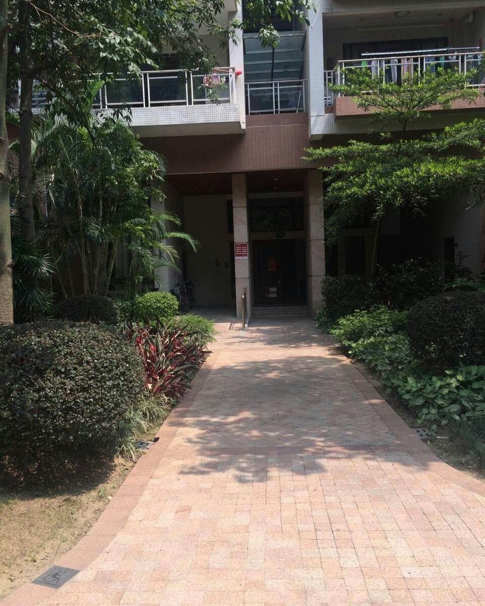 佛山禅城区美景绿化三房一厅地铁站旁普通公寓