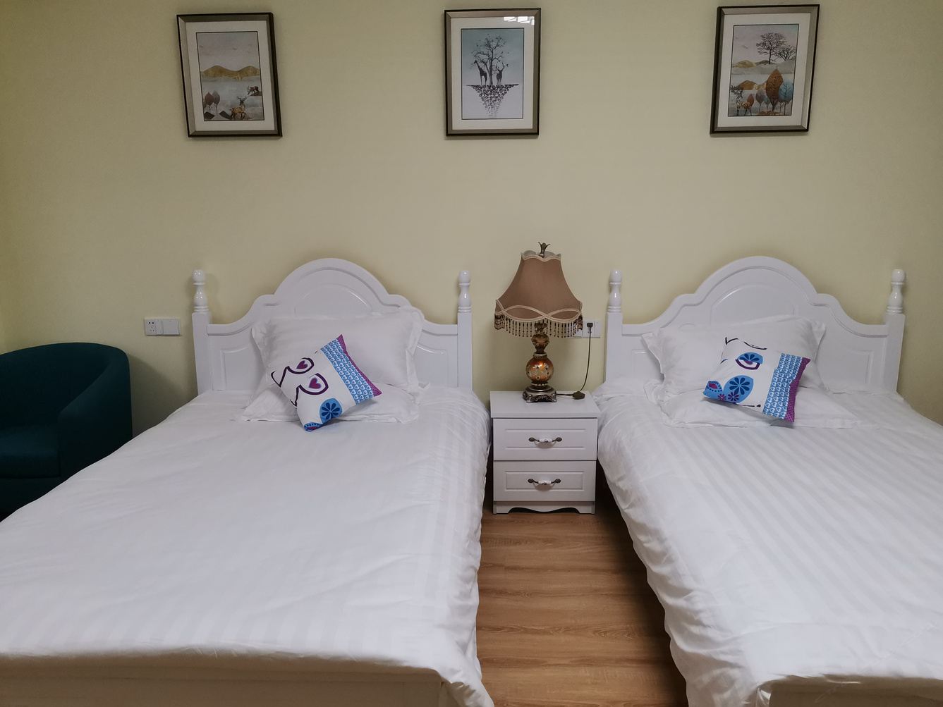 悦居一室单床房