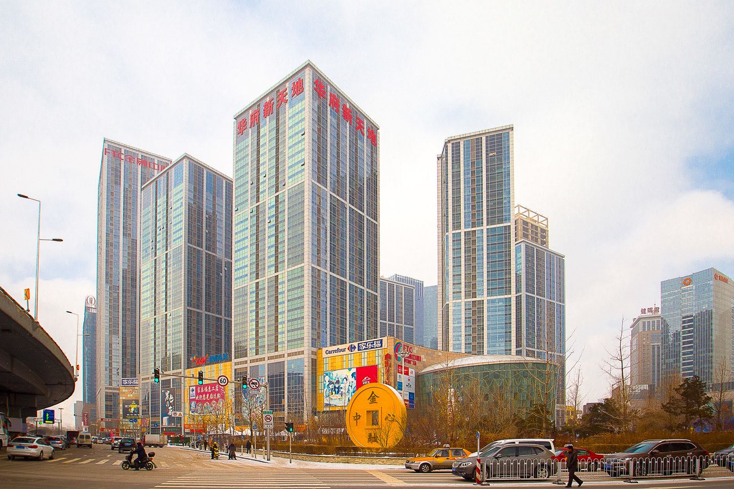 沈阳青春主题公寓(沈阳北站华府店)