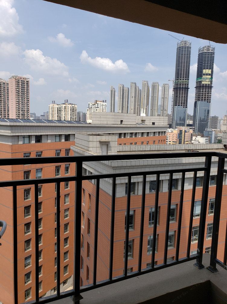 沈阳香水王小瑶公寓(2号店)
