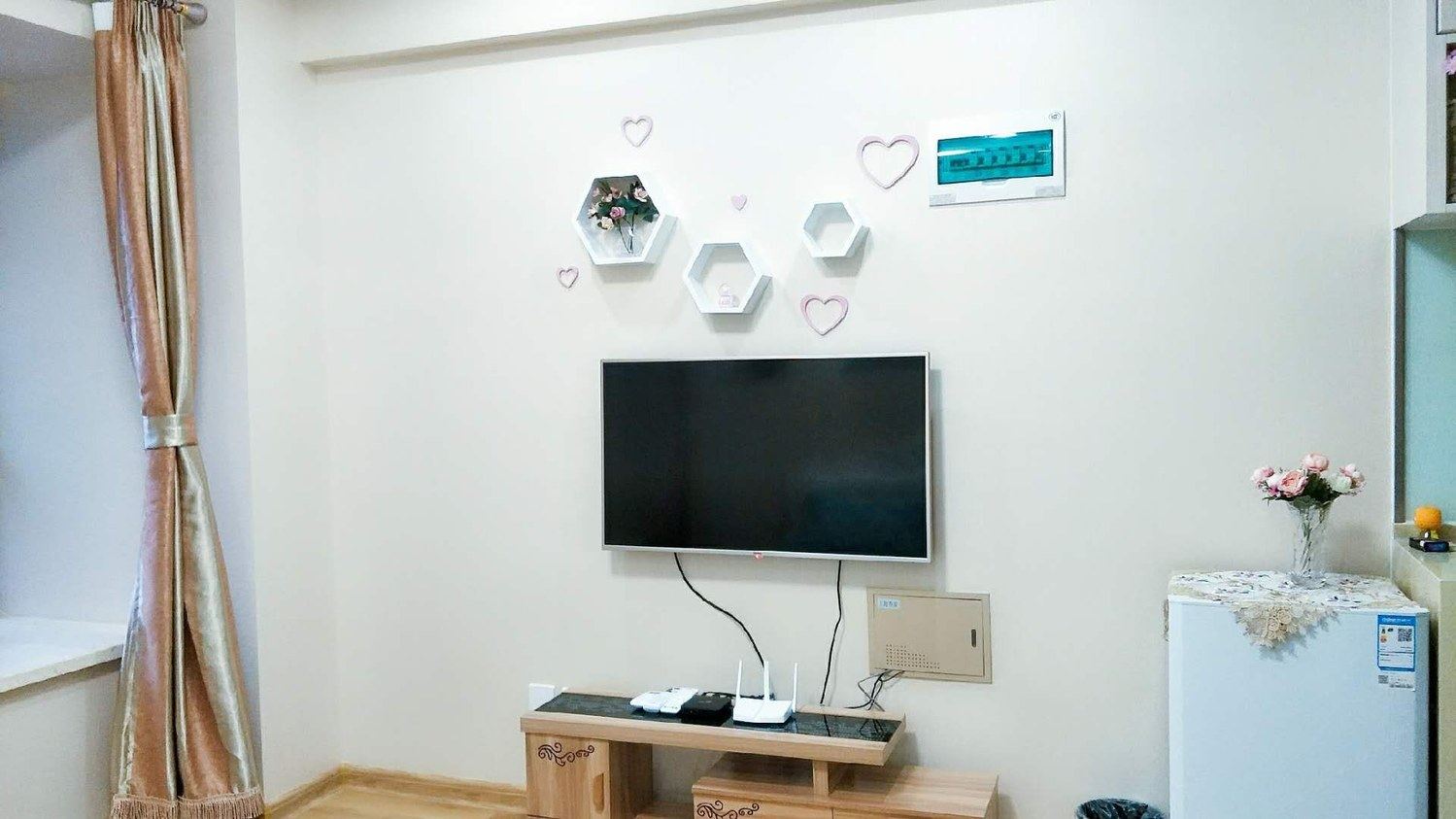 沈阳医大钻石温馨复式公寓(2号店)
