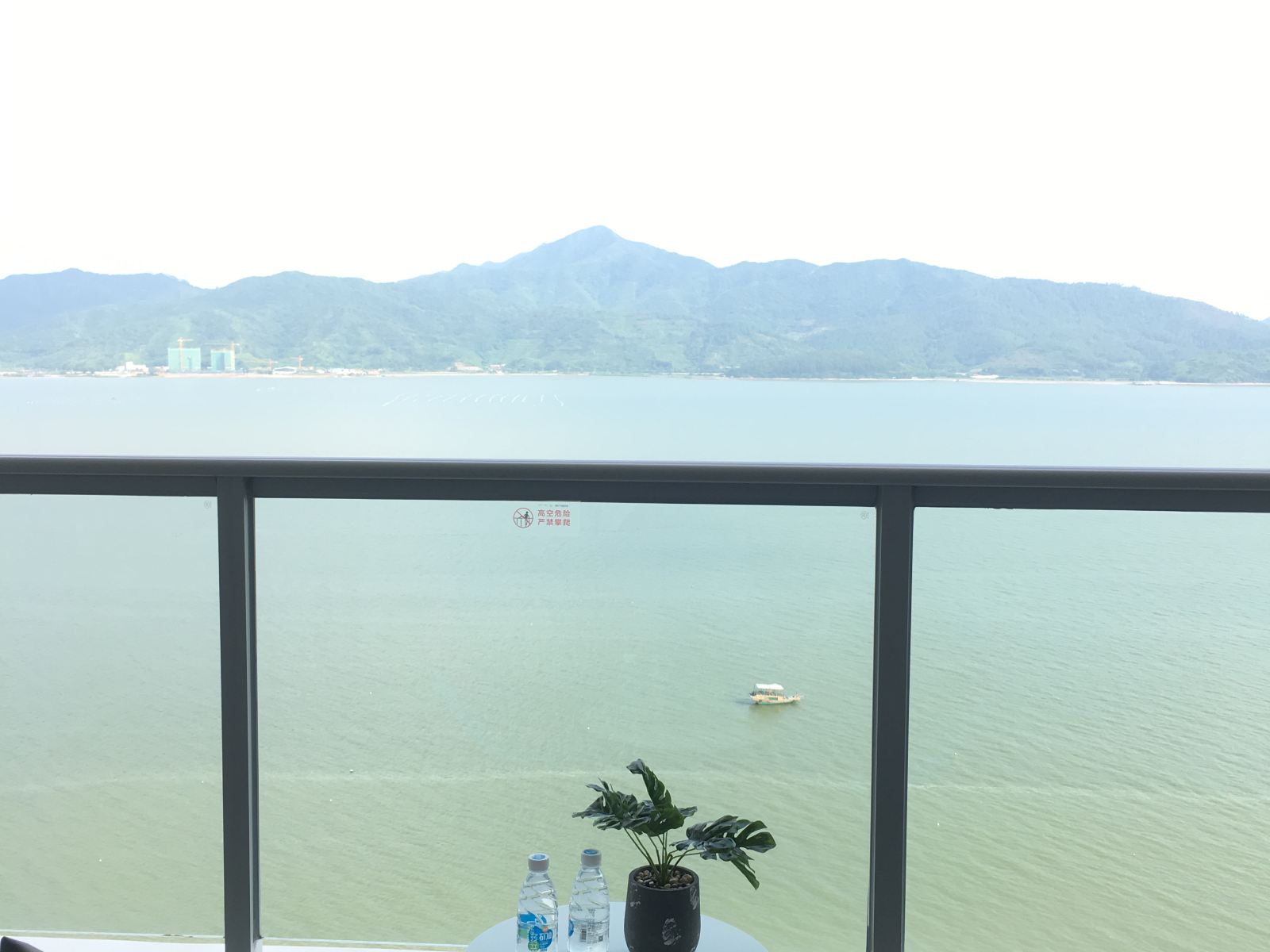 揽海臻品海景双床房