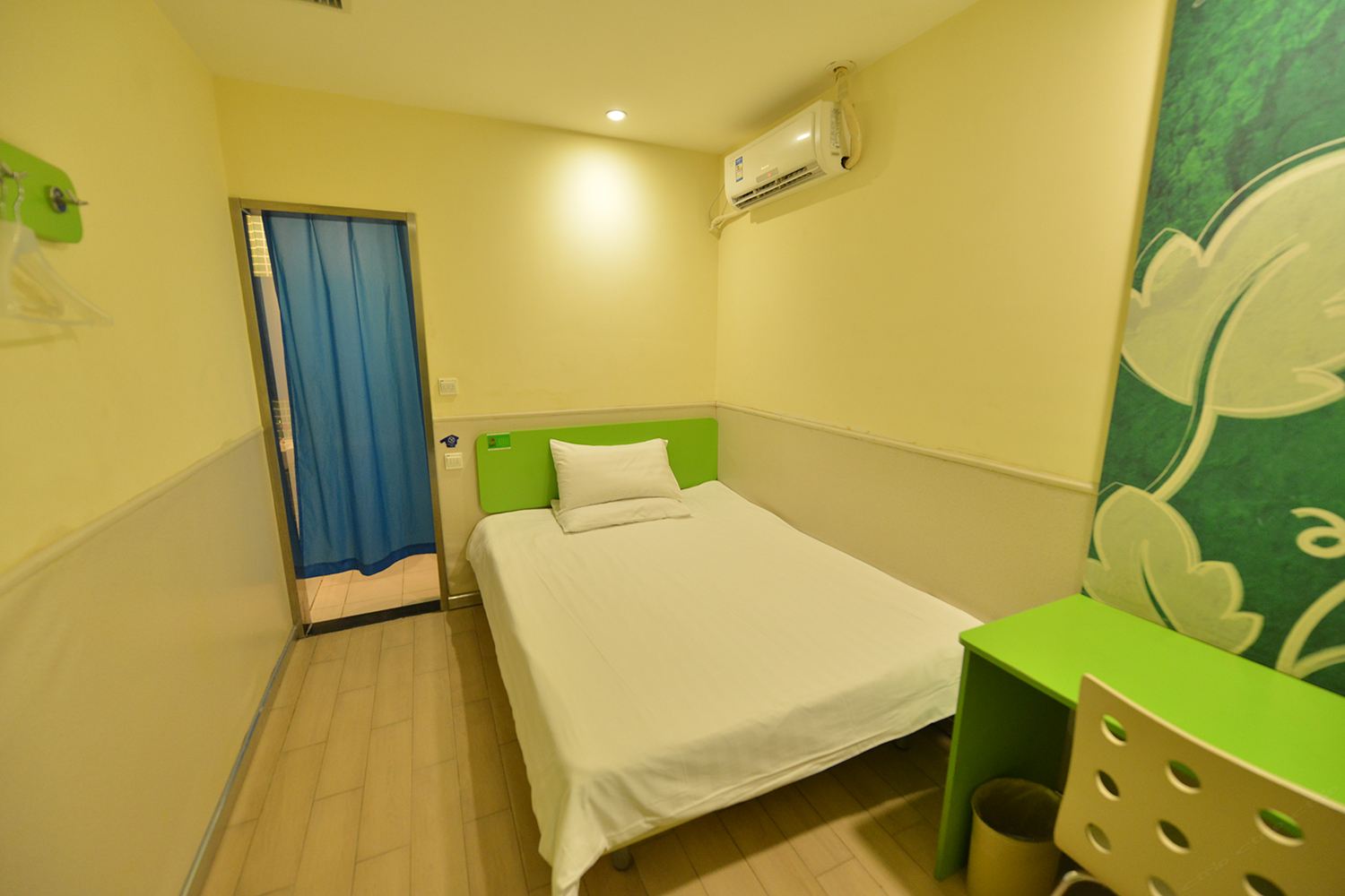 零压大床房(无窗)