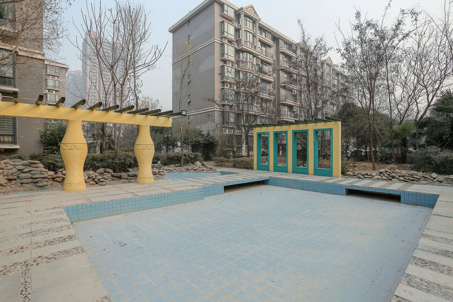 郑州中原地铁北欧朝阳通透高档社区(可做饭)普通公寓