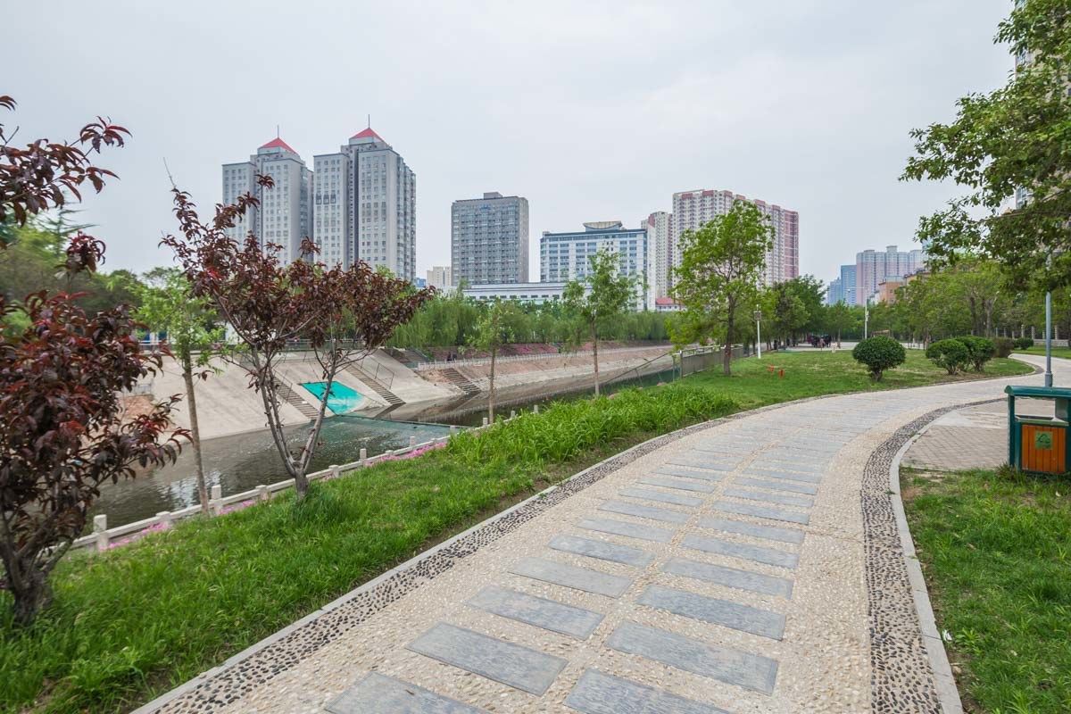 郑州Locals路客·郑州金水A56舍公寓(郑州之林分店)