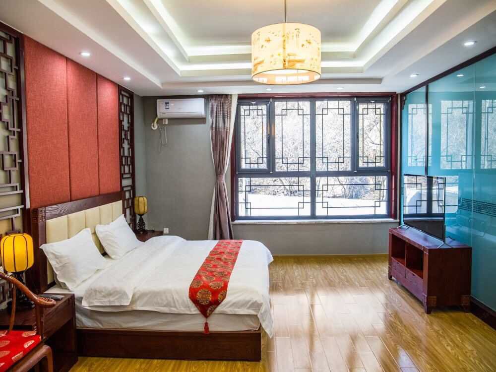 观景豪华大床房