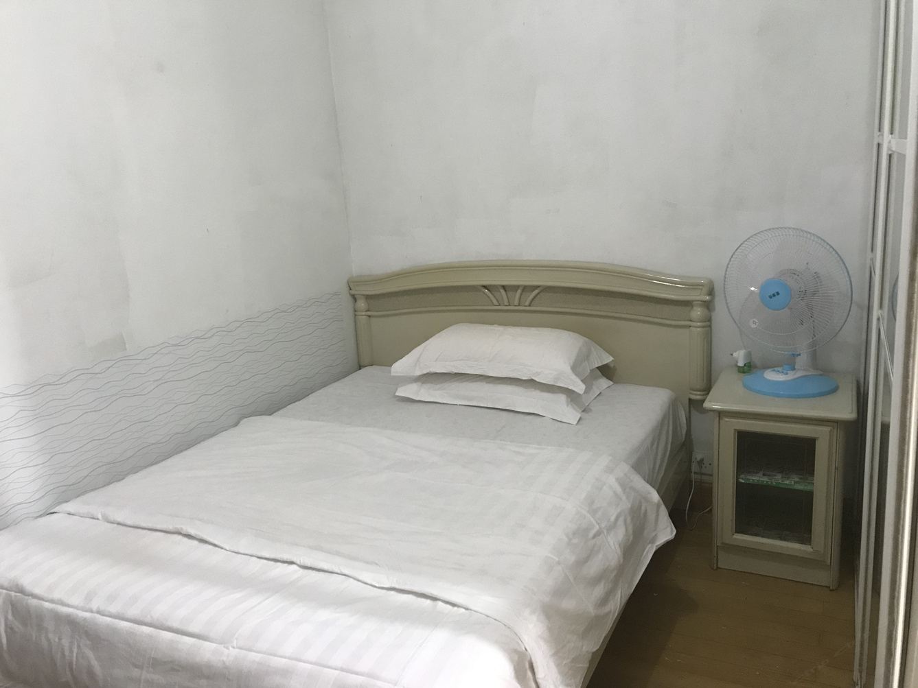 舒适一室二床房