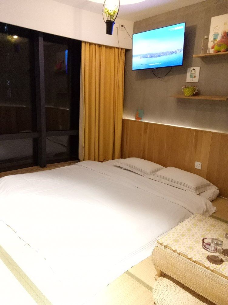 榻榻米一室榻榻米房