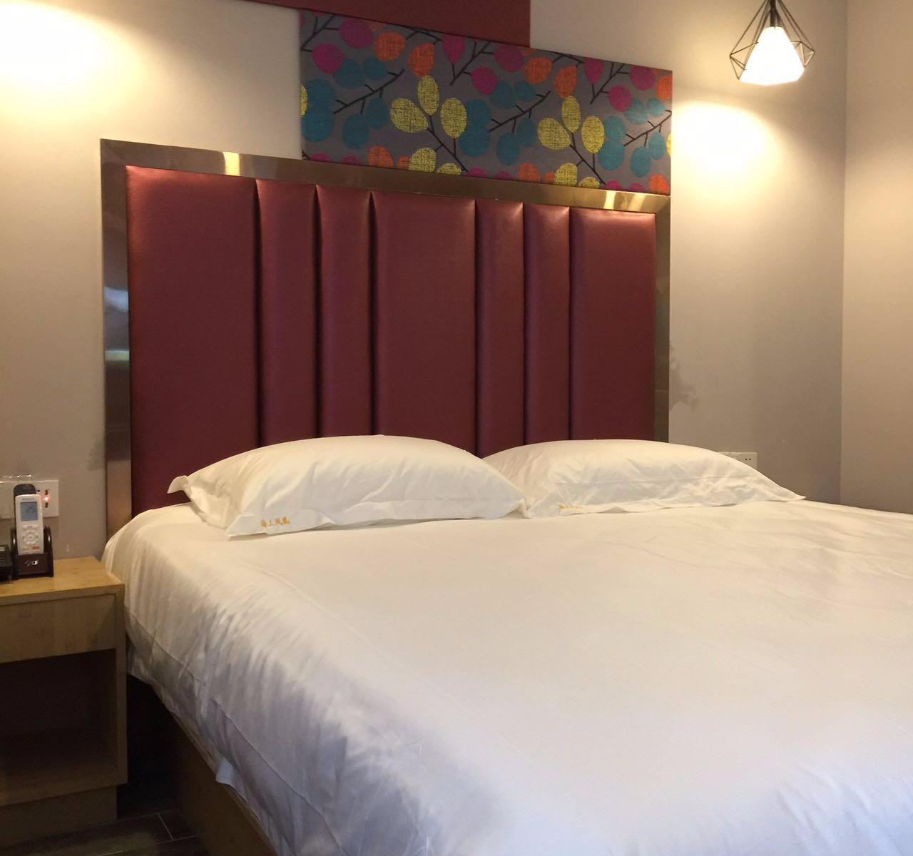 高级大床房