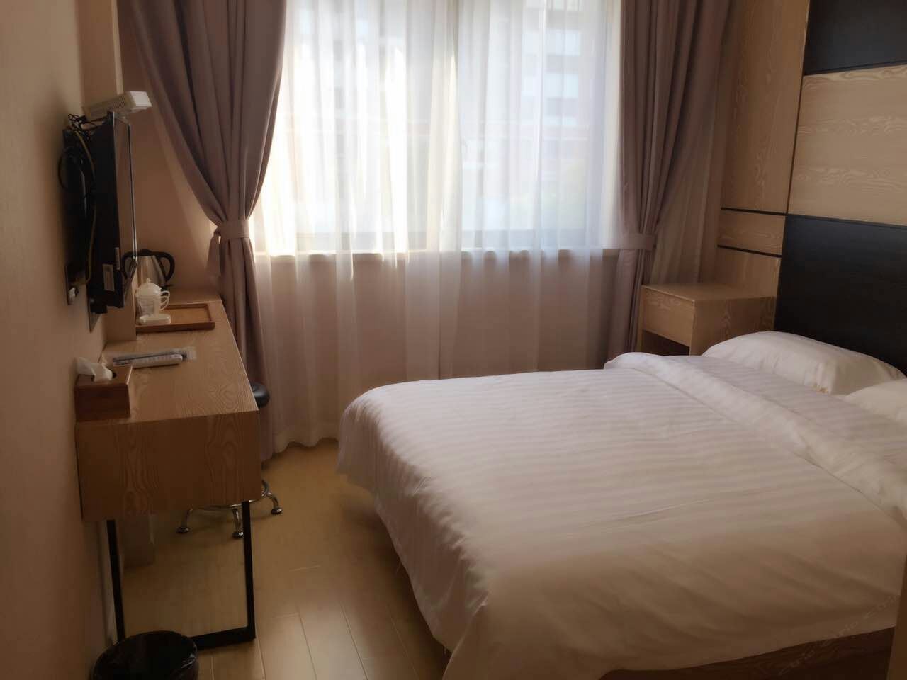 豪华大床房