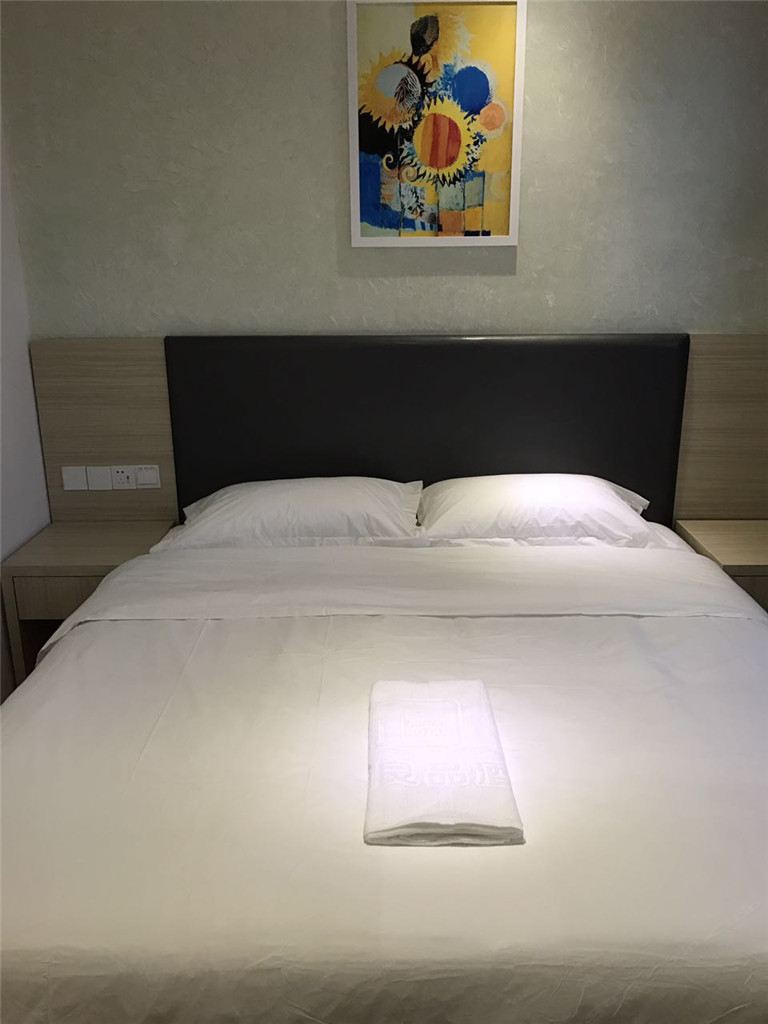 大床房c