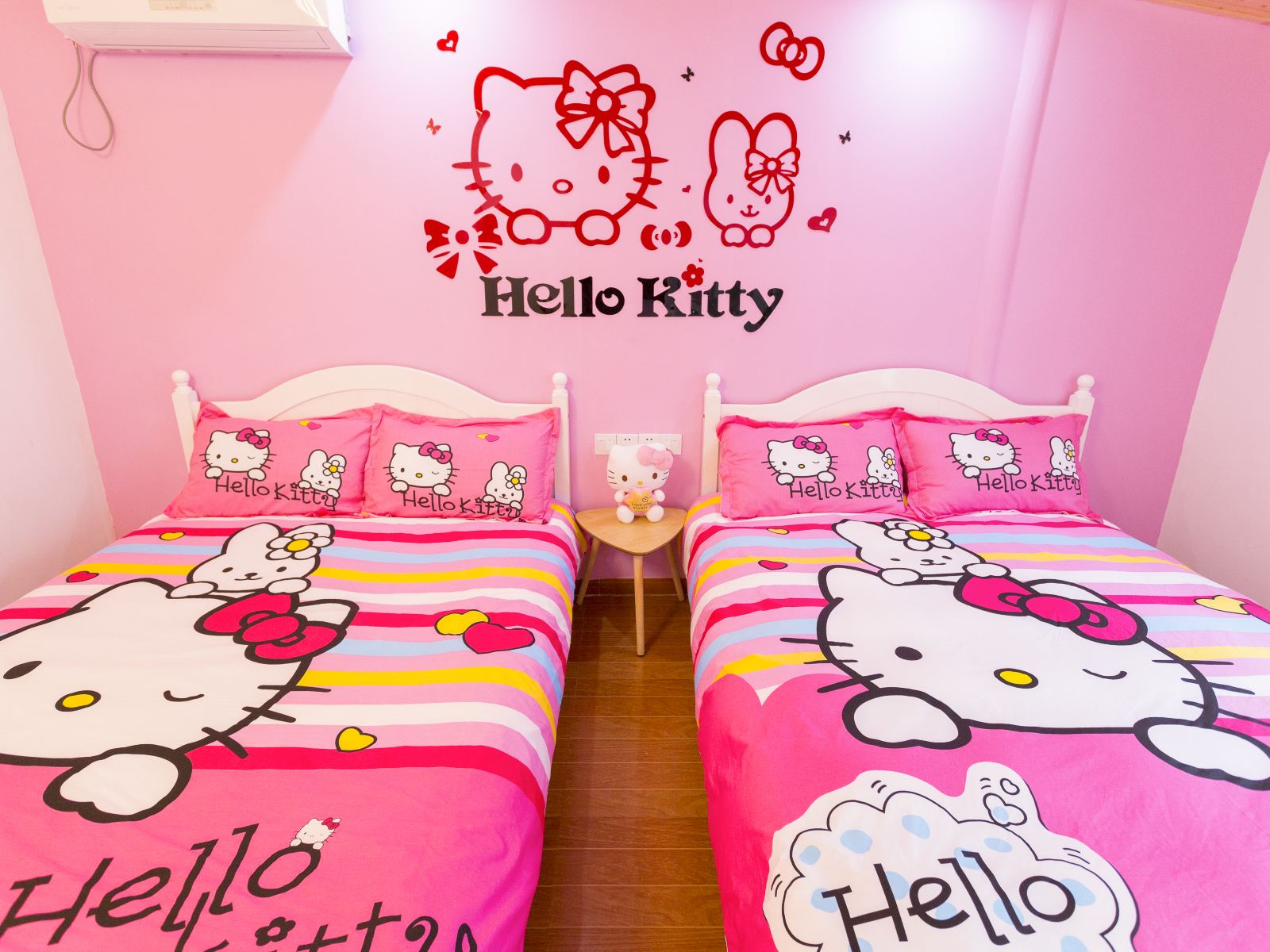 Hello Kitty主题家庭房