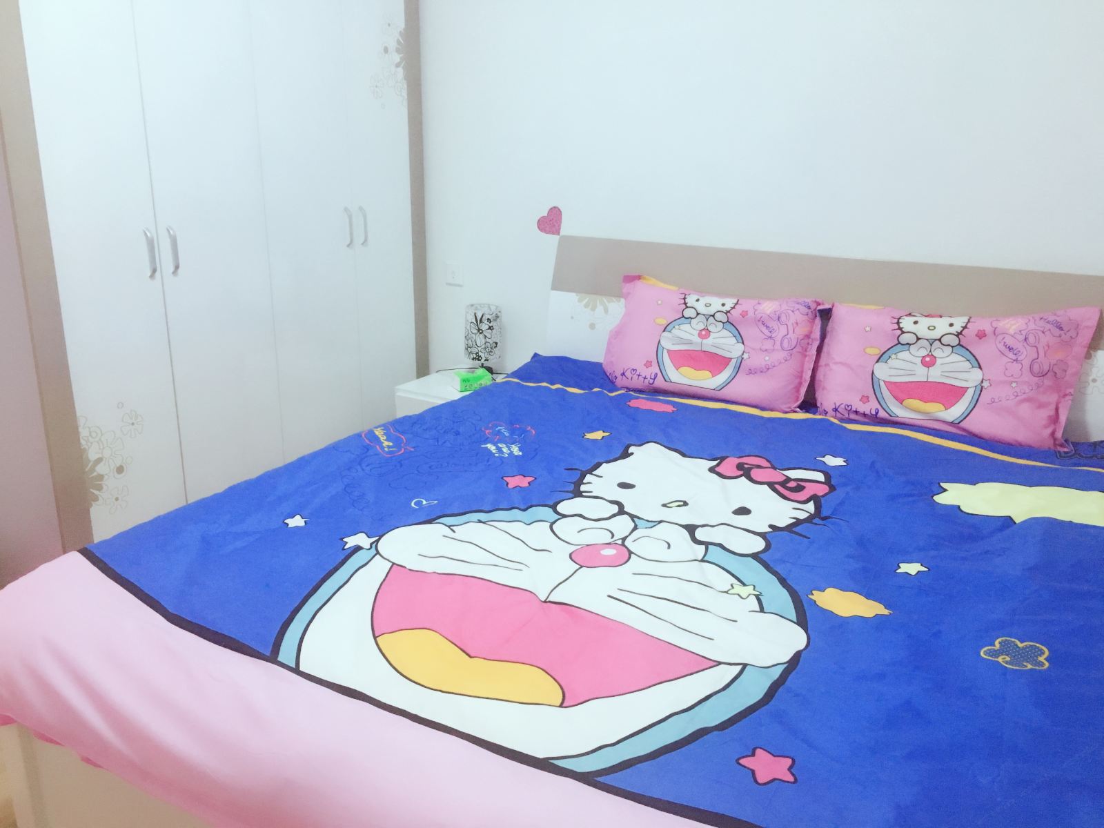 温馨简约双人套房