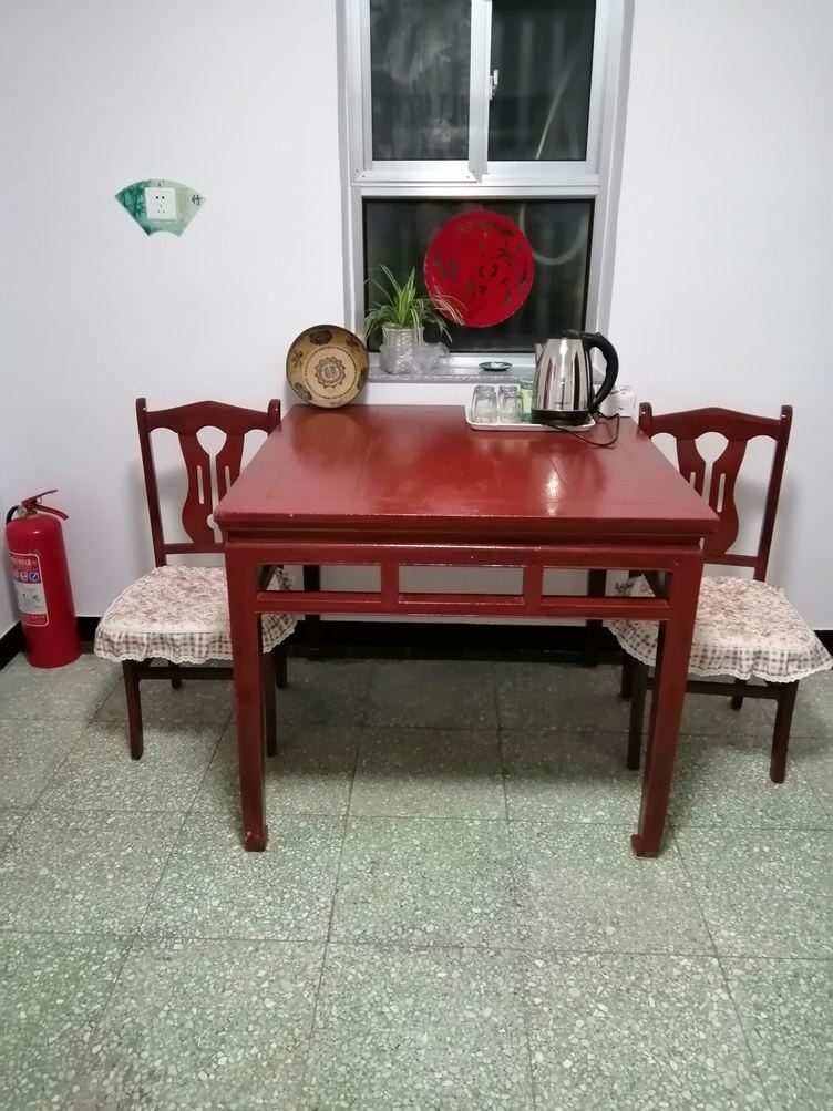 威海荣成市东楮岛海草房幸福渔家客栈(3号店)