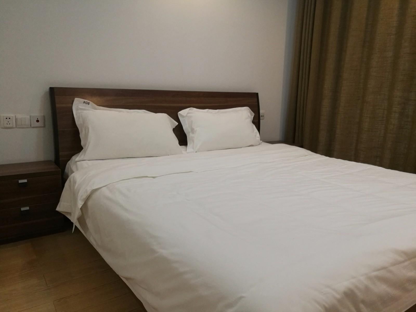 院馆大床房