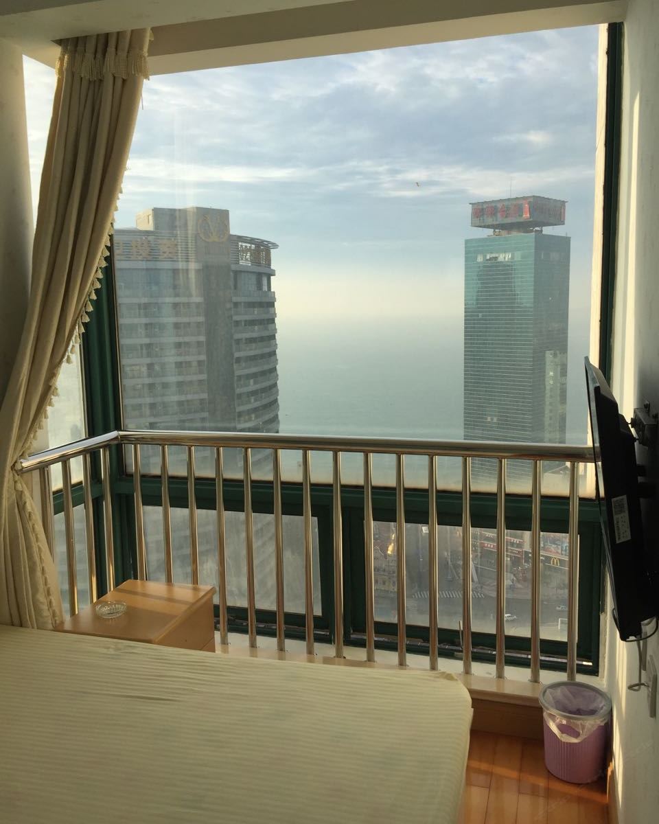 落地窗无敌海景房