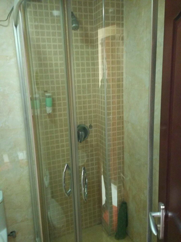 舒适双床房