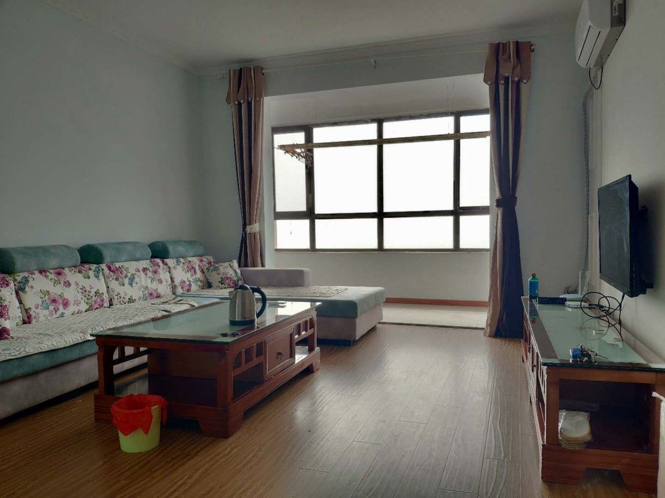 三室一厅套房